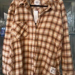 UO OVERSIZED XL BROWN/WHITE PLAID FLANNEL